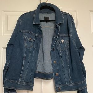 Lane Bryant Jean Jacket in size 16. Super stretchy & comfy!